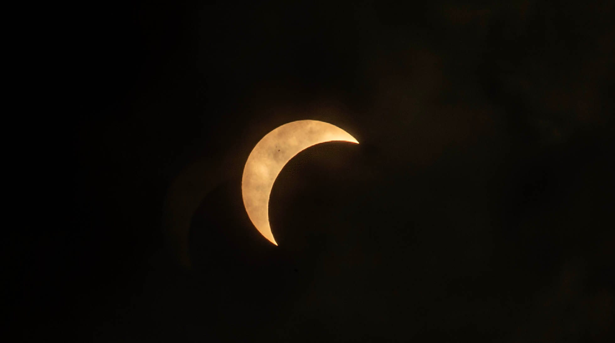 These Photos Show How Roanoke Caught a Glimpse of the Solar Eclipse