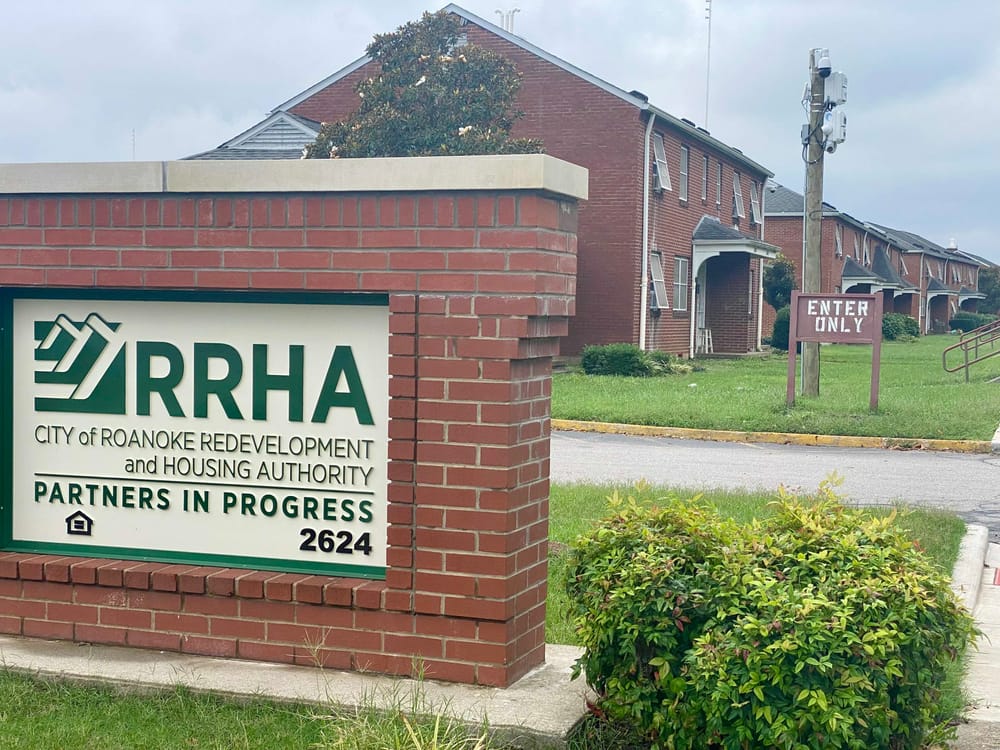 Roanoke Housing Authority Pauses New Section 8 Vouchers Amid High Rent