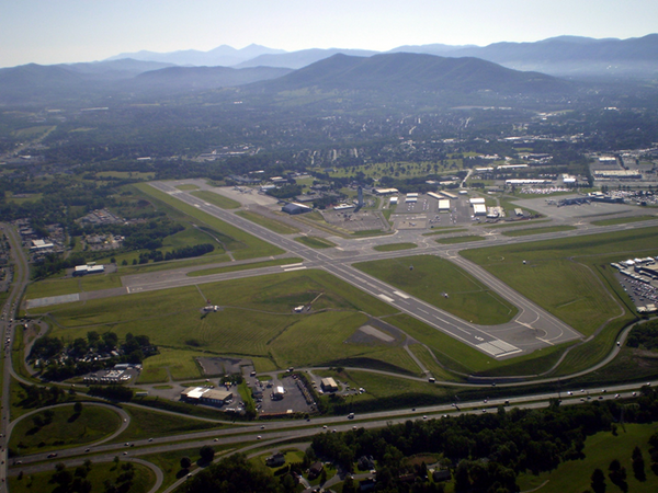 Roanoke Airport Officials Talk of Extending Runway Over I-581