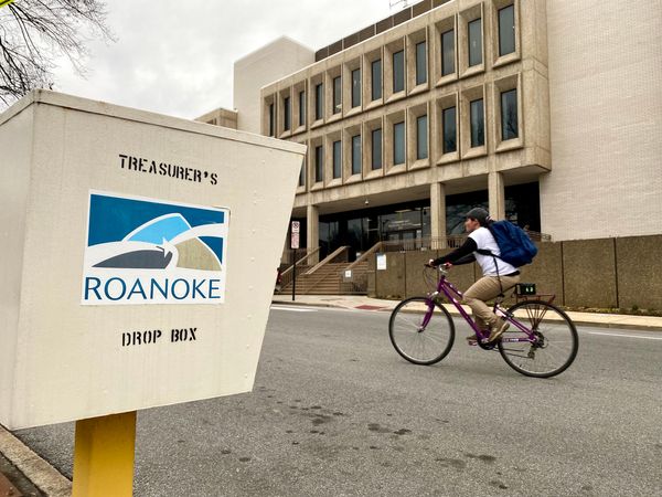 Roanoke Has A New Way For Residents and Businesses To Pay Taxes Online. Here's What You Need To Know.