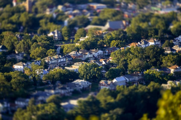 Roanoke Planning Commission Advances End to Single-Family Zoning in Bid for More Housing